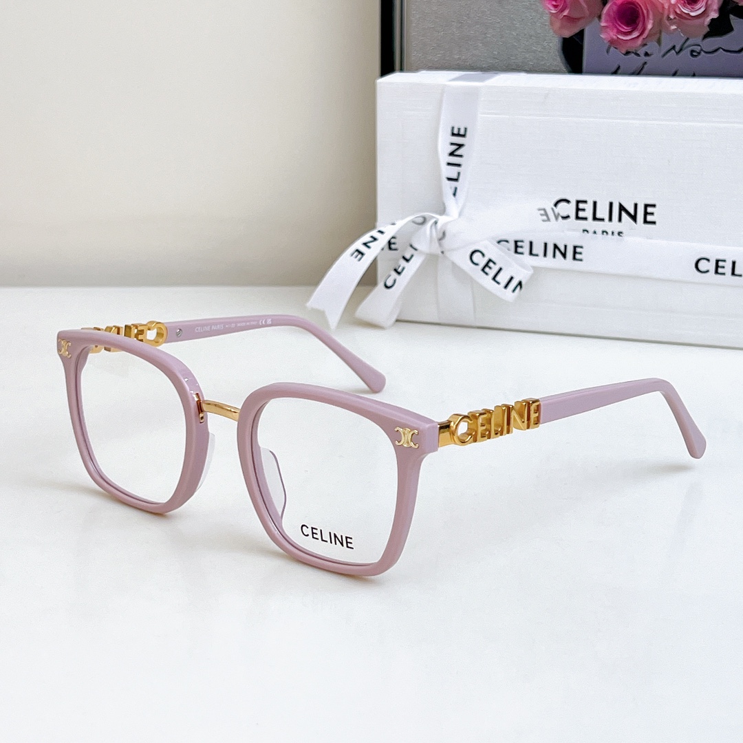  CELINE  自带蓝光镜片
可盐可甜配镜自戴极力推荐
型号40418 尺寸52-20-145
🔝🔝