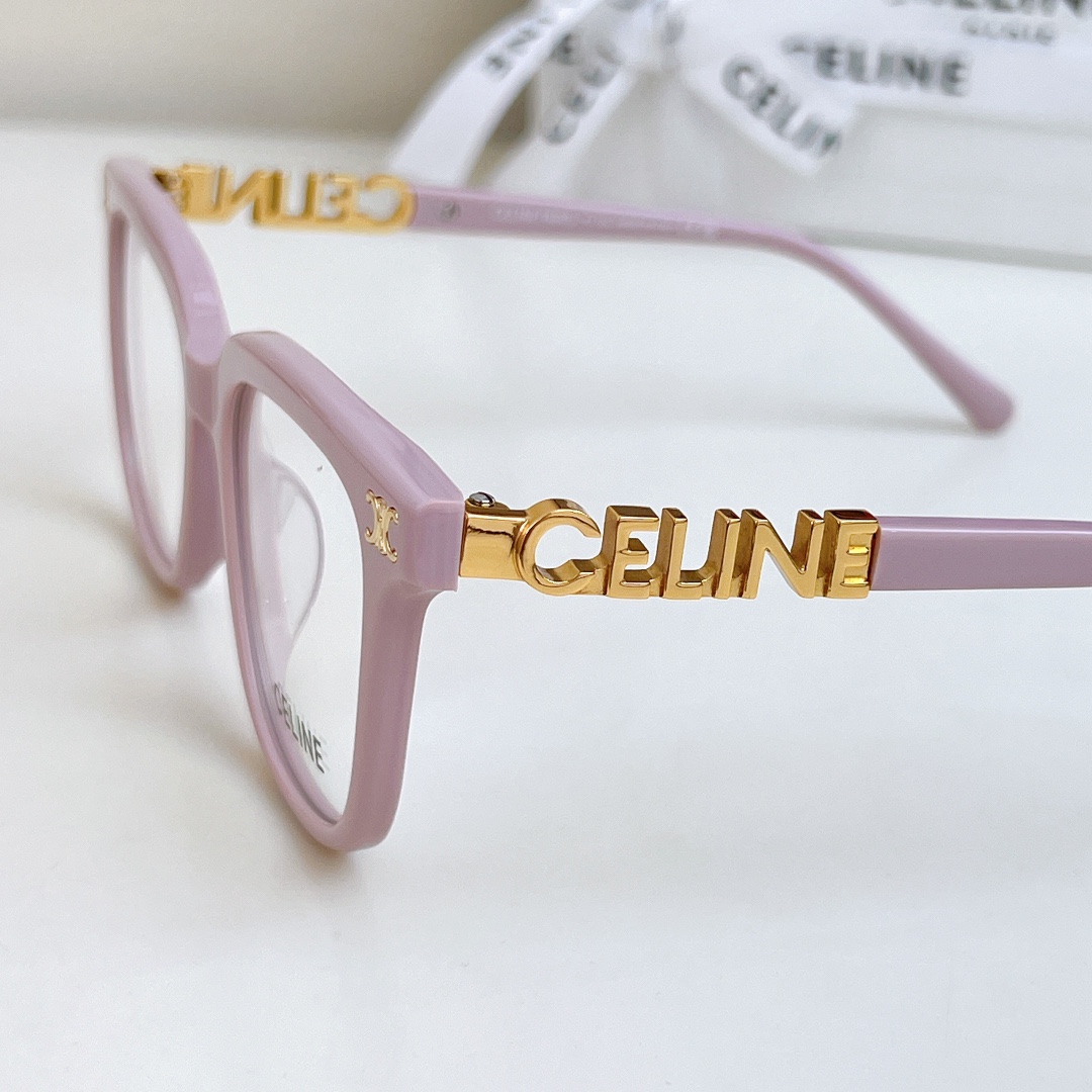  CELINE  自带蓝光镜片
可盐可甜配镜自戴极力推荐
型号40418 尺寸52-20-145
🔝🔝