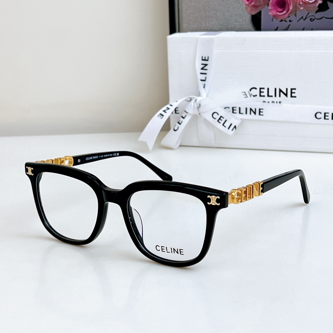  CELINE  自带蓝光镜片
可盐可甜配镜自戴极力推荐
型号40418 尺寸52-20-145
🔝🔝