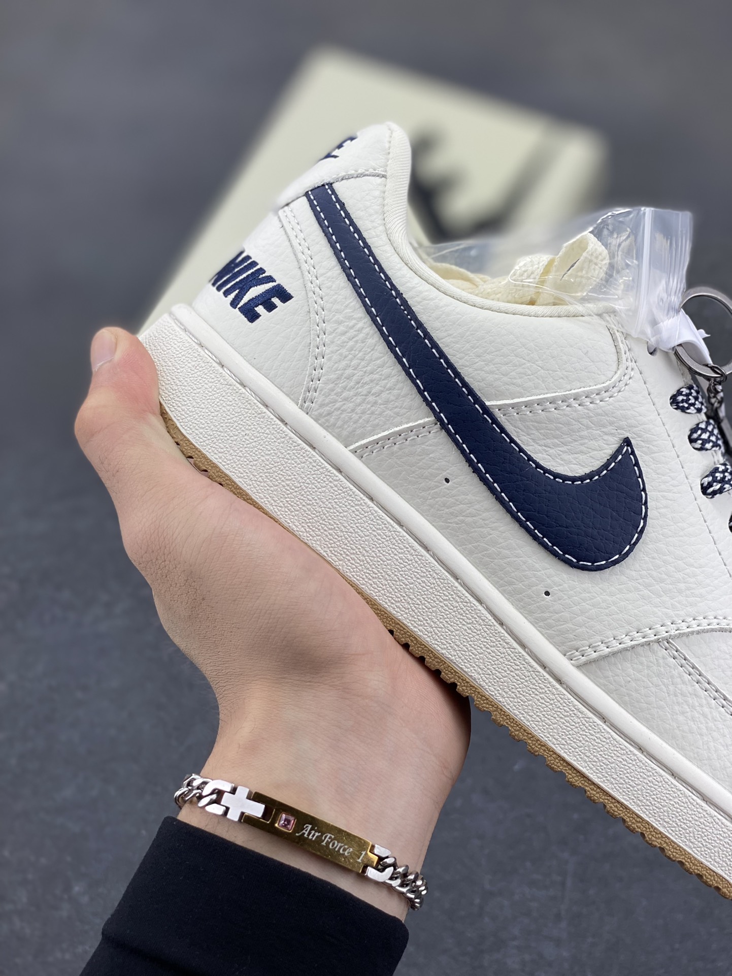 图片[6]-Nike Court Vision 1 LOW 低帮 板鞋 “NIKE联名——蓝勾生胶” 运动鞋 休闲鞋 折边针车 工艺难度大 原楦头原纸板 原装鞋盒 定制五金配件 内置全掌气垫 原厂鞋底 货号：CS5288-015 尺码：36 36.5 37.5 38 38.5 39 40 40.5 41 42 42.5 43 44 44.5 45-选品中心