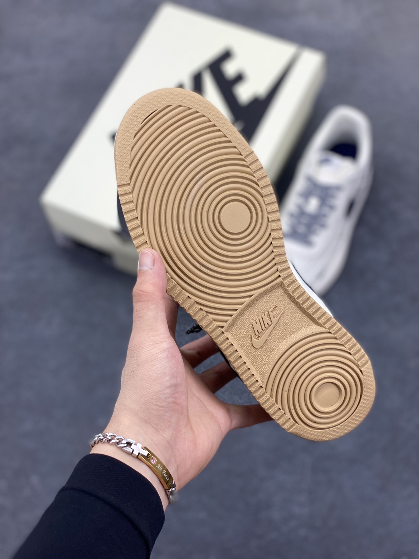 图片[5]-Nike Court Vision 1 LOW 低帮 板鞋 “NIKE联名——蓝勾生胶” 运动鞋 休闲鞋 折边针车 工艺难度大 原楦头原纸板 原装鞋盒 定制五金配件 内置全掌气垫 原厂鞋底 货号：CS5288-015 尺码：36 36.5 37.5 38 38.5 39 40 40.5 41 42 42.5 43 44 44.5 45-选品中心