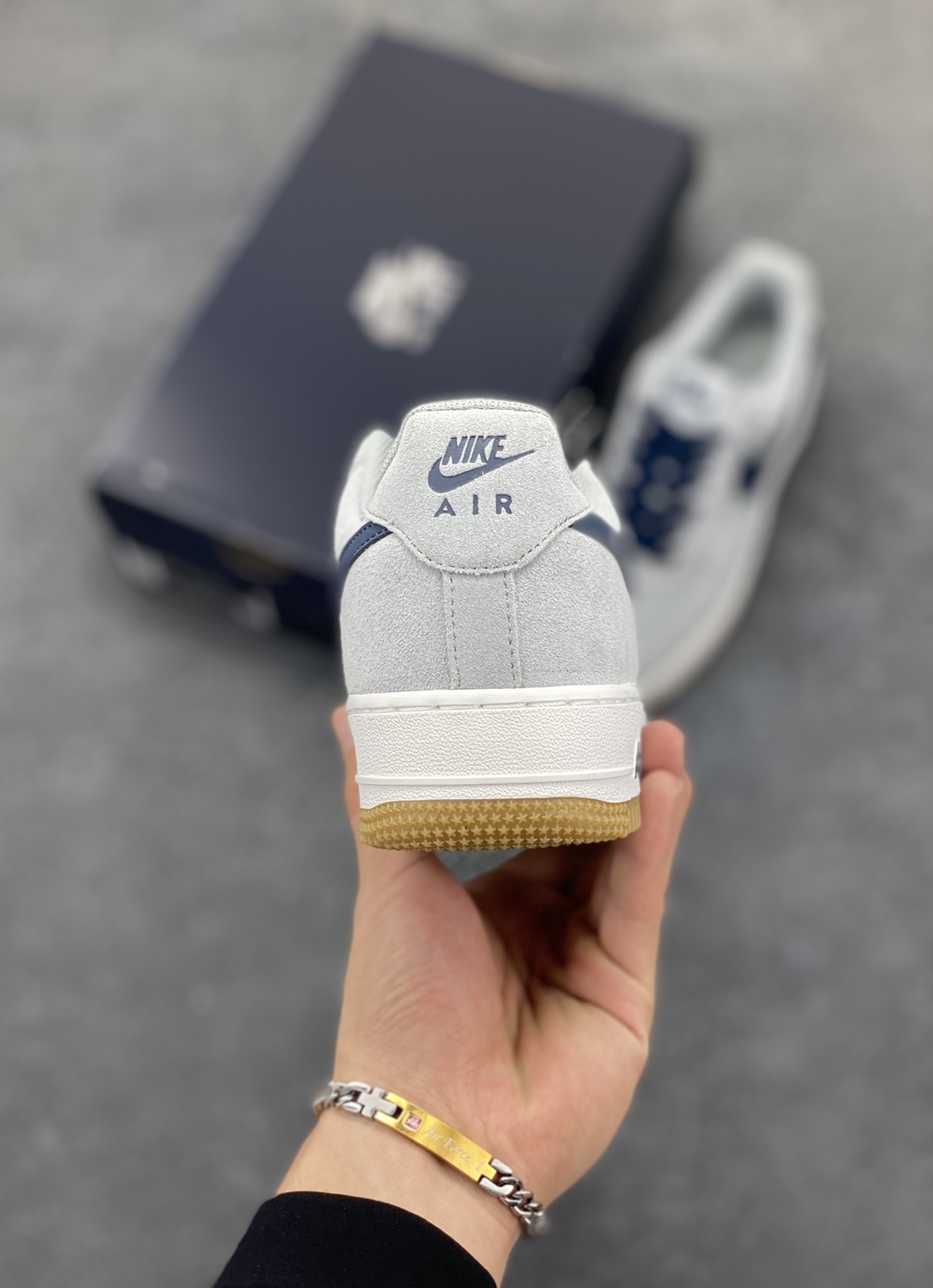 图片[4]-Nike Air Force 1 Low 灰蓝 空军一号低帮运动休闲板鞋 原楦头原纸板 打造纯正空军版型 专注外贸渠道 全掌内置蜂窝气垫 原盒配件 原厂中底钢印、拉帮完美 货号：IB6388-003 尺码：36 36.5 37.5 38 38.5 39 40 40.5 41 42 42.5 43 44 44.5 45-选品中心