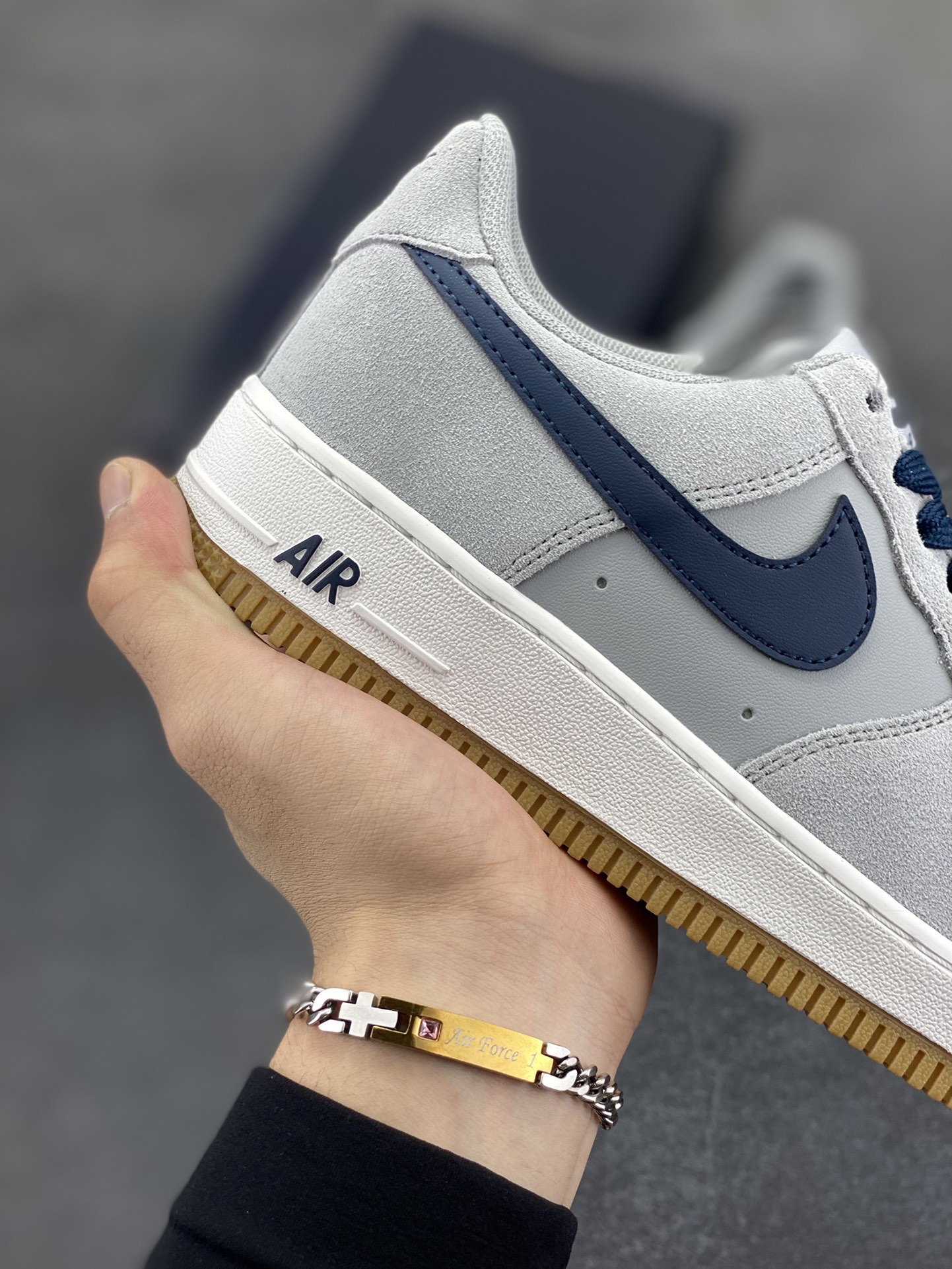 图片[6]-Nike Air Force 1 Low 灰蓝 空军一号低帮运动休闲板鞋 原楦头原纸板 打造纯正空军版型 专注外贸渠道 全掌内置蜂窝气垫 原盒配件 原厂中底钢印、拉帮完美 货号：IB6388-003 尺码：36 36.5 37.5 38 38.5 39 40 40.5 41 42 42.5 43 44 44.5 45-选品中心