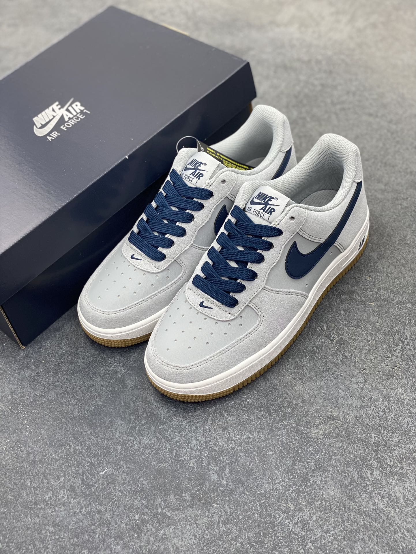 图片[8]-Nike Air Force 1 Low 灰蓝 空军一号低帮运动休闲板鞋 原楦头原纸板 打造纯正空军版型 专注外贸渠道 全掌内置蜂窝气垫 原盒配件 原厂中底钢印、拉帮完美 货号：IB6388-003 尺码：36 36.5 37.5 38 38.5 39 40 40.5 41 42 42.5 43 44 44.5 45-选品中心