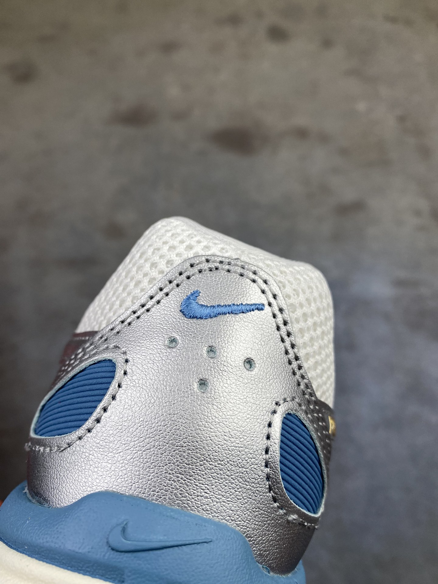 💰200 支持放店 
公司级✅Nike Initiator Running 耐克INS
超火复古老爹跑鞋 
耐克 P-6000老爹鞋Initiator 独家出货
独家私模 原鞋 真标 原盒打造
官方货号:HQ3818-001
尺码:36 36.5 37.5 38 38.5 39 40 40.5 41 42 42.5 43 44 45w8