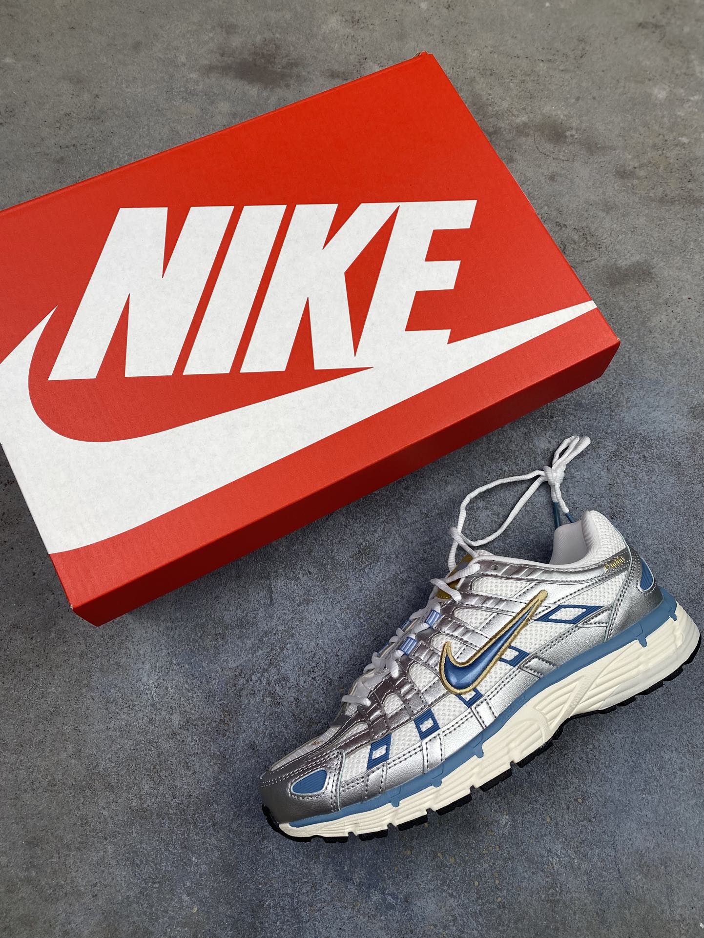 💰200 支持放店 
公司级✅Nike Initiator Running 耐克INS
超火复古老爹跑鞋 
耐克 P-6000老爹鞋Initiator 独家出货
独家私模 原鞋 真标 原盒打造
官方货号:HQ3818-001
尺码:36 36.5 37.5 38 38.5 39 40 40.5 41 42 42.5 43 44 45w8