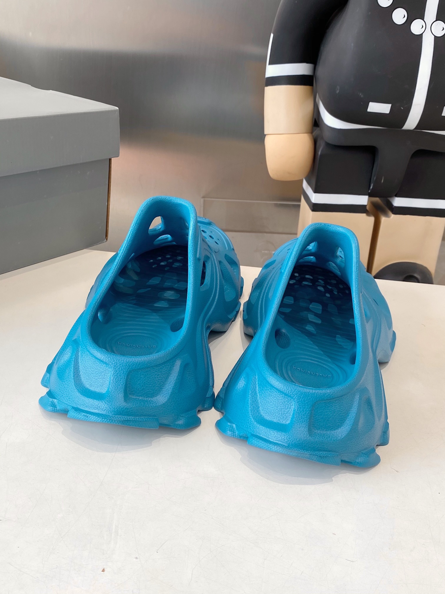 Balenciaga Summer Sandal Shoes: Lightweight EVA Material, 528 Miles of Style - 图片 8