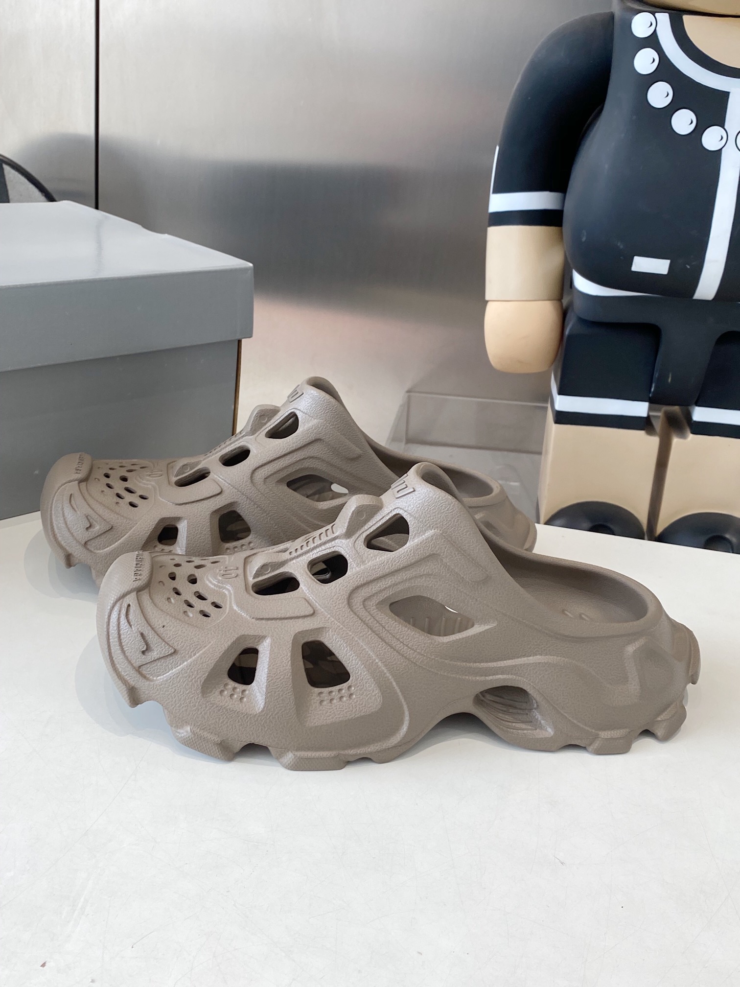 Balenciaga Summer Sandal Shoes: Lightweight EVA with Tungsten Simulants. - 图片 2