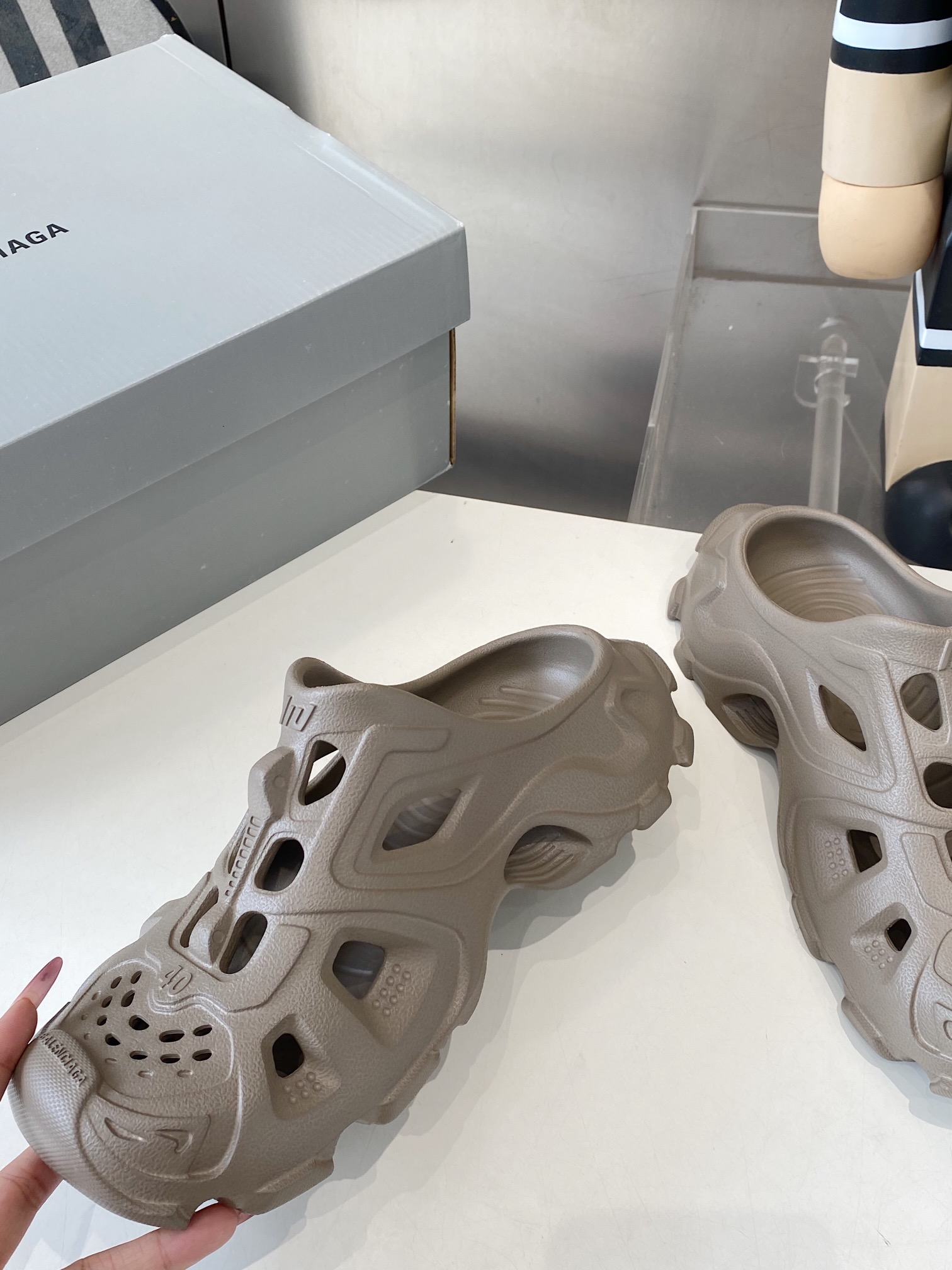 Balenciaga Summer Sandal Shoes: Lightweight EVA with Tungsten Simulants. - 图片 3