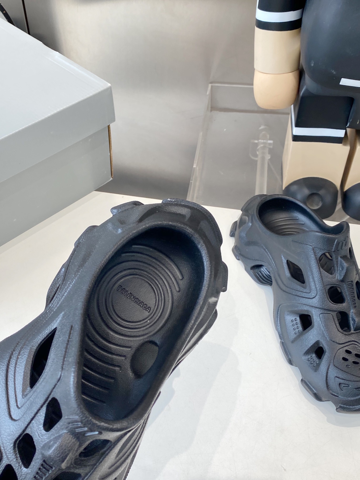 Balenciaga Summer Sandal Shoes: Lightweight EVA, Luxe Design, 528 Miles Coverage - 图片 6