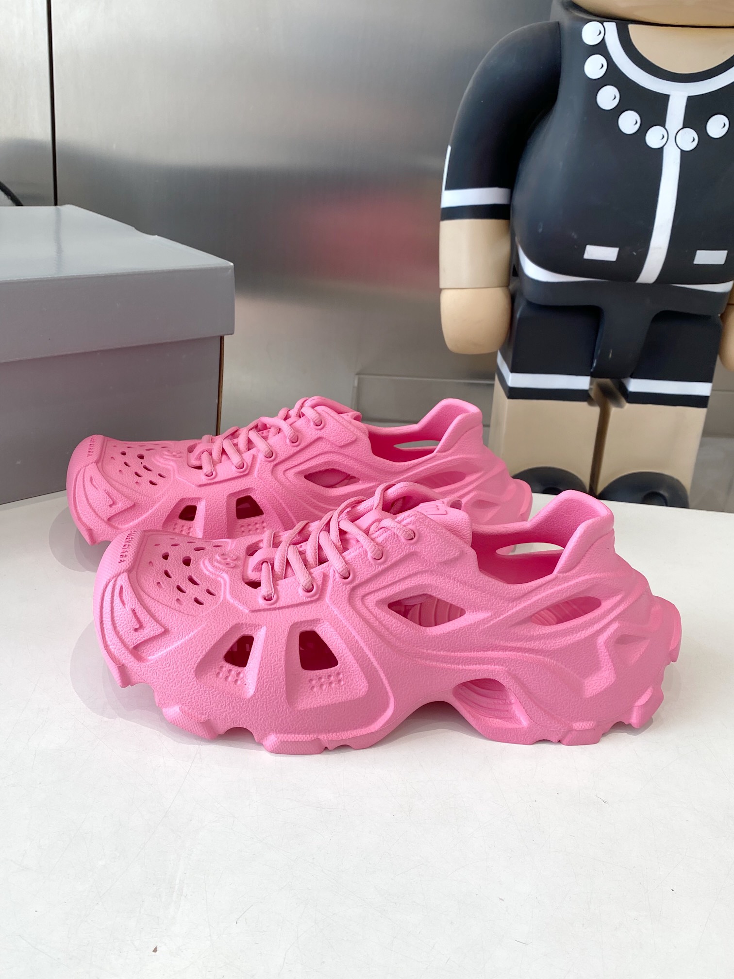 Balenciaga Summer Sandal Shoes: Lightweight EVA, French Luxury Brand, 528 Miles Coverage - 图片 2