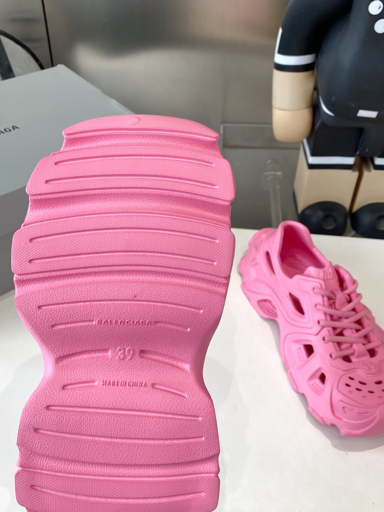 Balenciaga Summer Sandal Shoes: Lightweight EVA, French Luxury Brand, 528 Miles Coverage - 图片 9