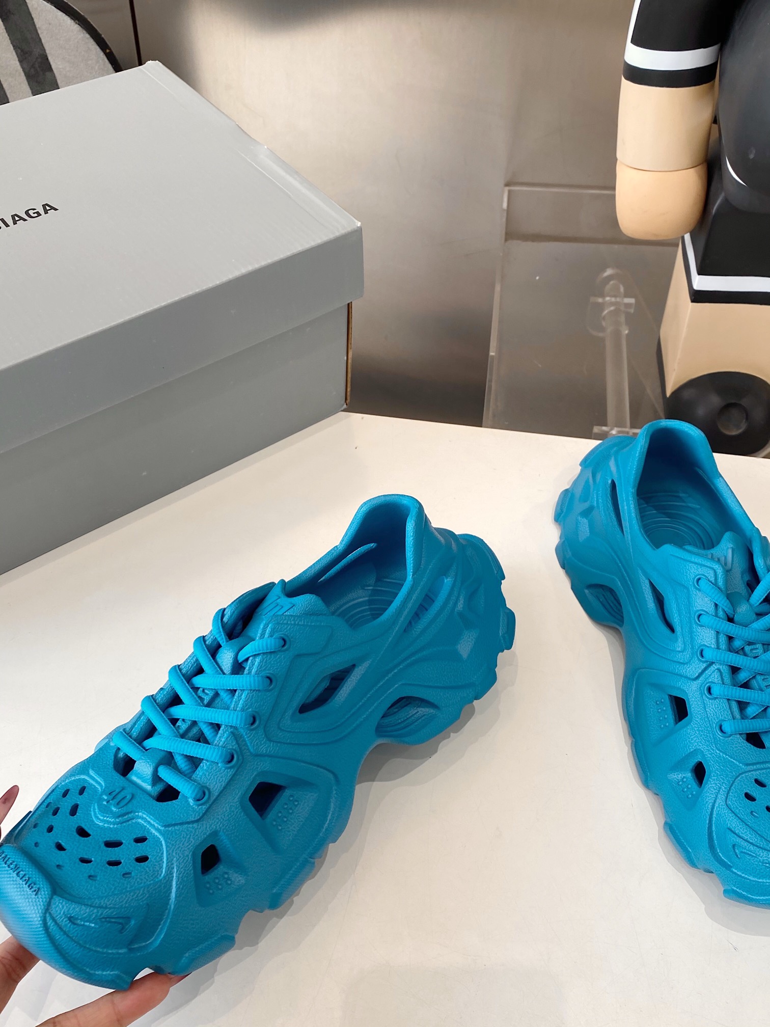 Balenciaga Summer Sandal Shoes: Lightweight EVA Material, 528 Miles of Style - 图片 3