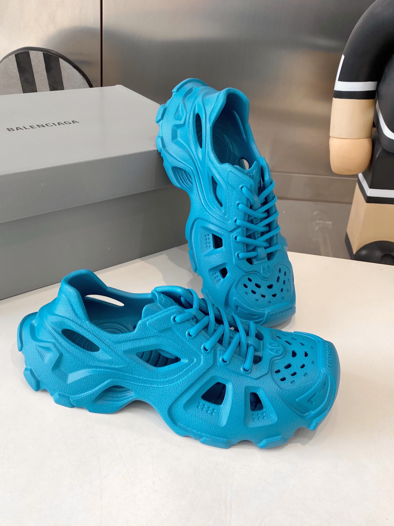 Balenciaga Summer Sandal Shoes: Lightweight EVA Material, 528 Miles of Style - 图片 7