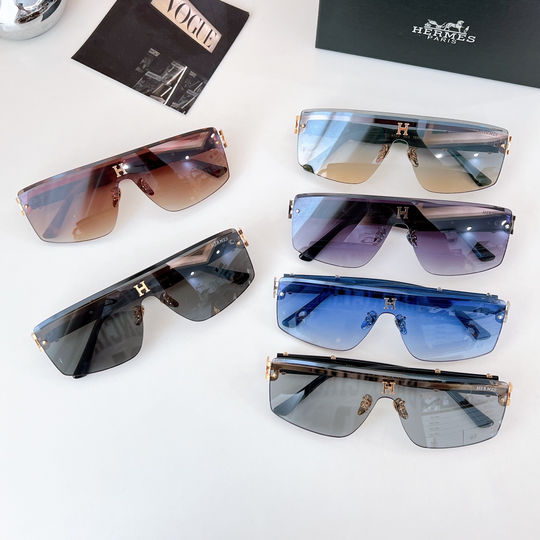 HERME* MODEL：9704