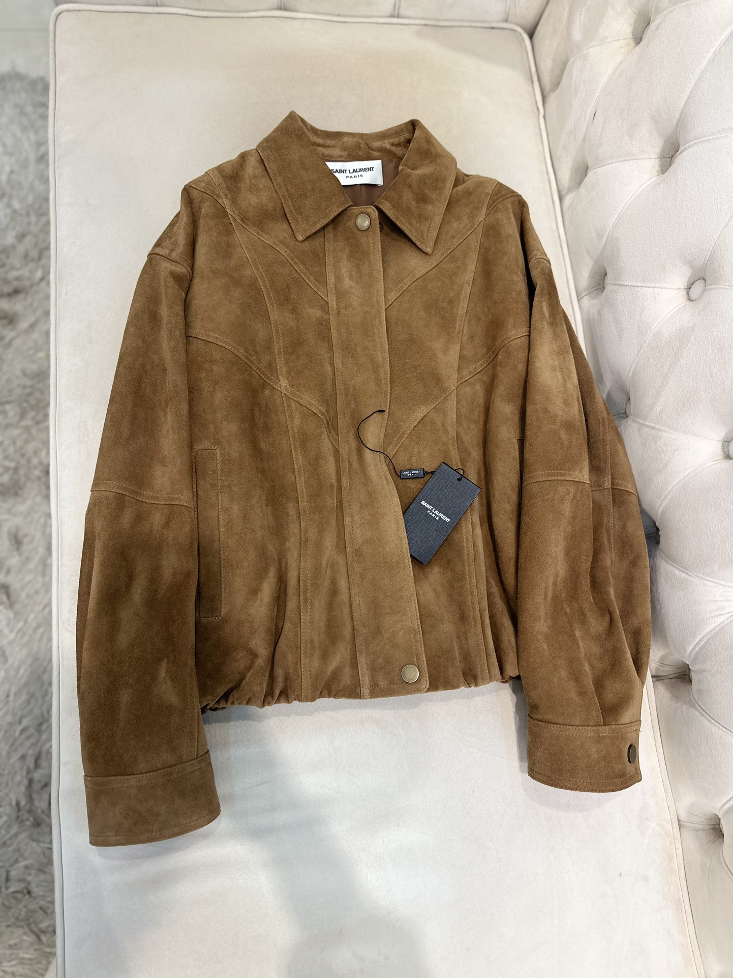 Saint Laurent 2025 AW Kenya Imported Goatskin Coat: P2880 Dust-Proof Bag for Bad-Ass Girls - 图片 2
