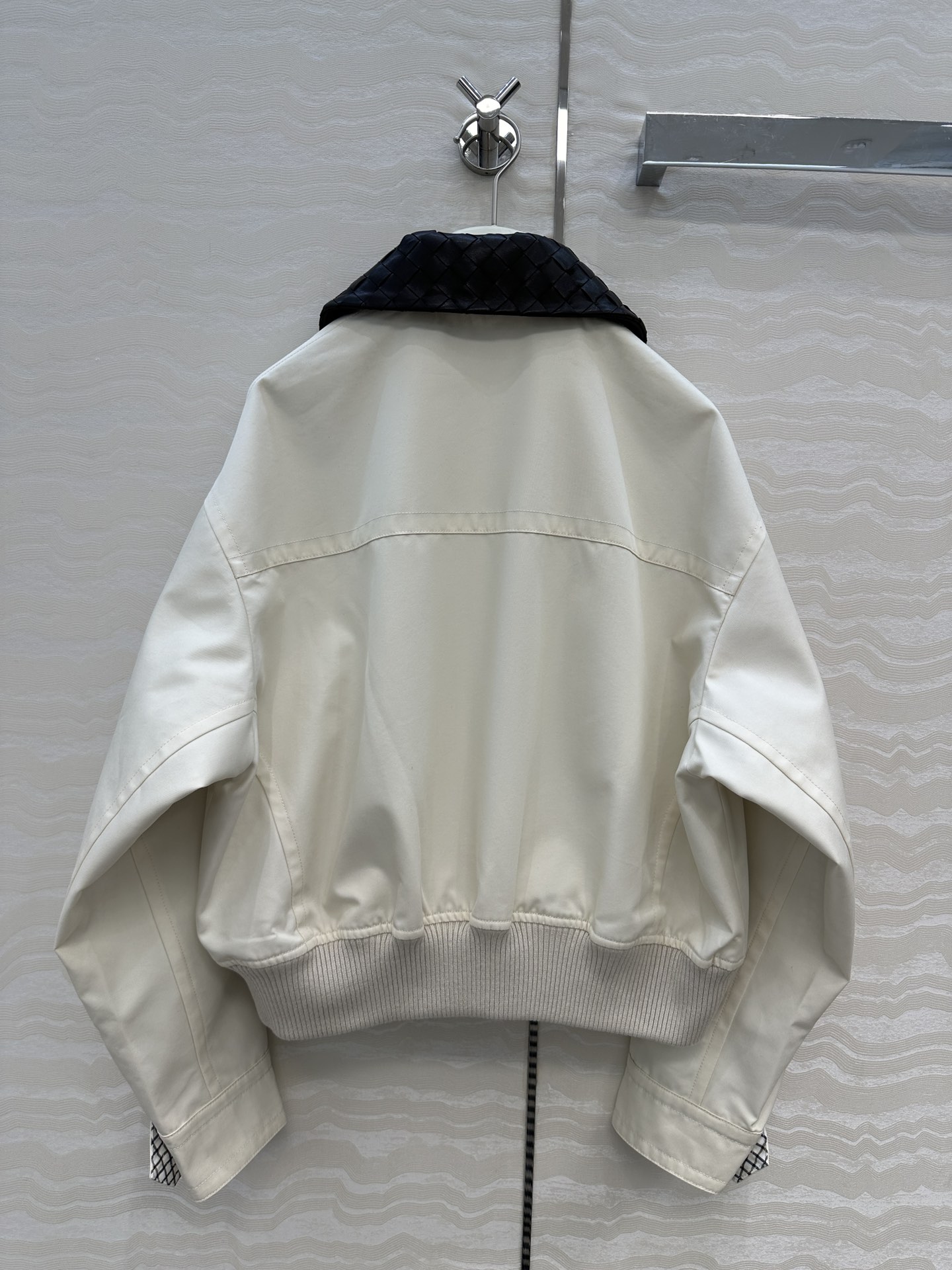 独家首发💕高端原单品质，BV长期主义。巴恩风时髦穿搭！25s早秋新品夹克外套！定制进口100%小羊毛编织