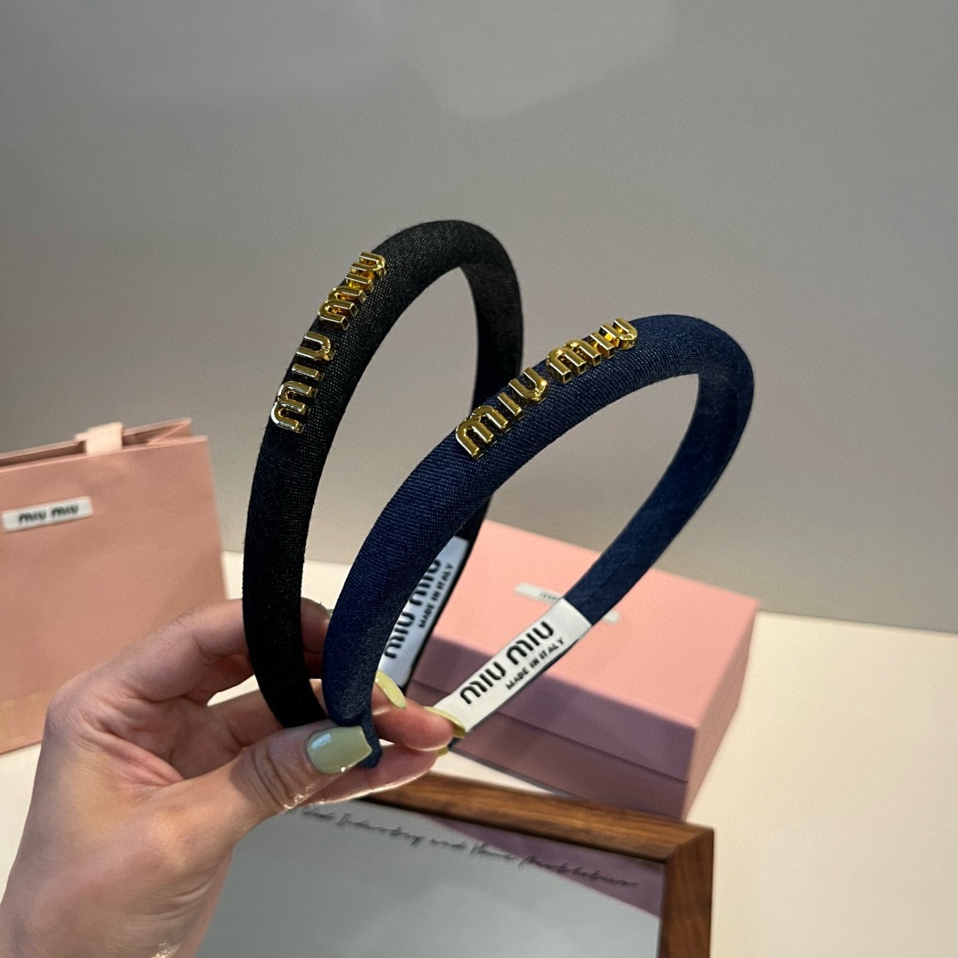 🆕

miumiu缪缪新款发箍