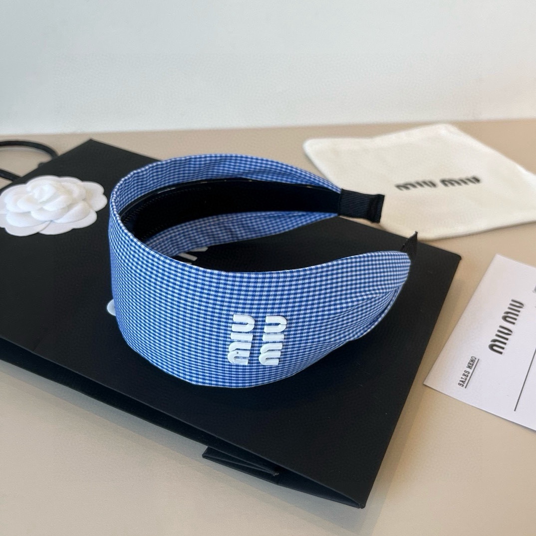 🆕

miumiu缪缪2025新款发箍、韩版发箍