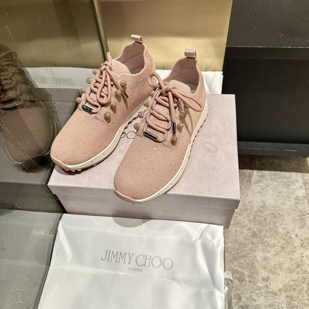 Exclusive Launch: Factory Prices for Fur-Lined Leisure Shoes by Jimmy Week - 图片 4