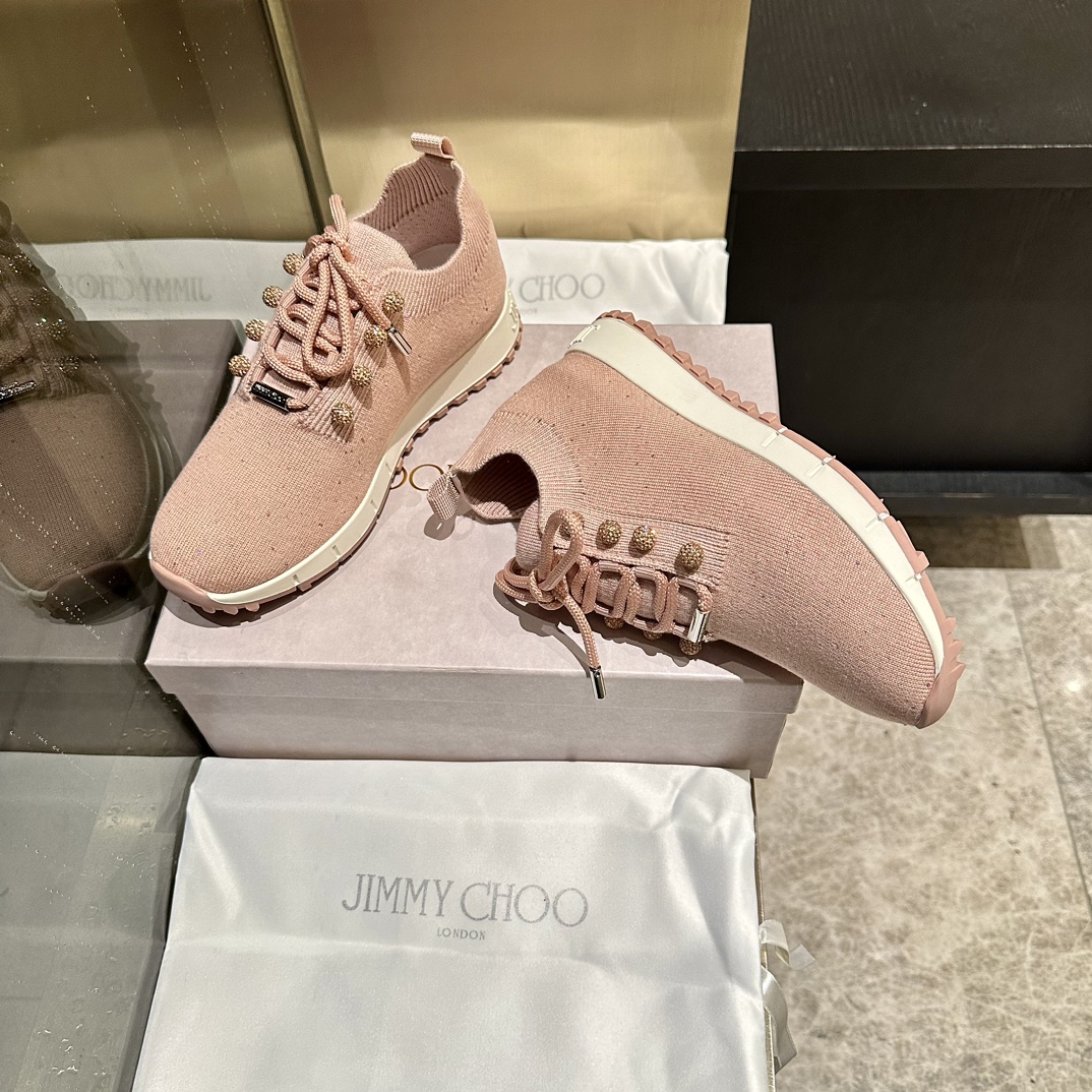 Exclusive Launch: Factory Prices for Fur-Lined Leisure Shoes by Jimmy Week - 图片 5