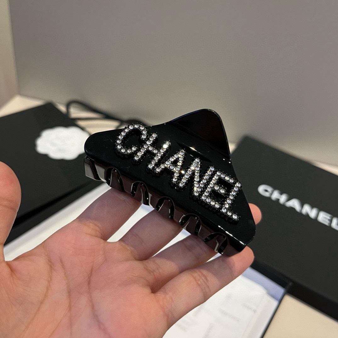 🆕

Chanel香奈儿新款发箍