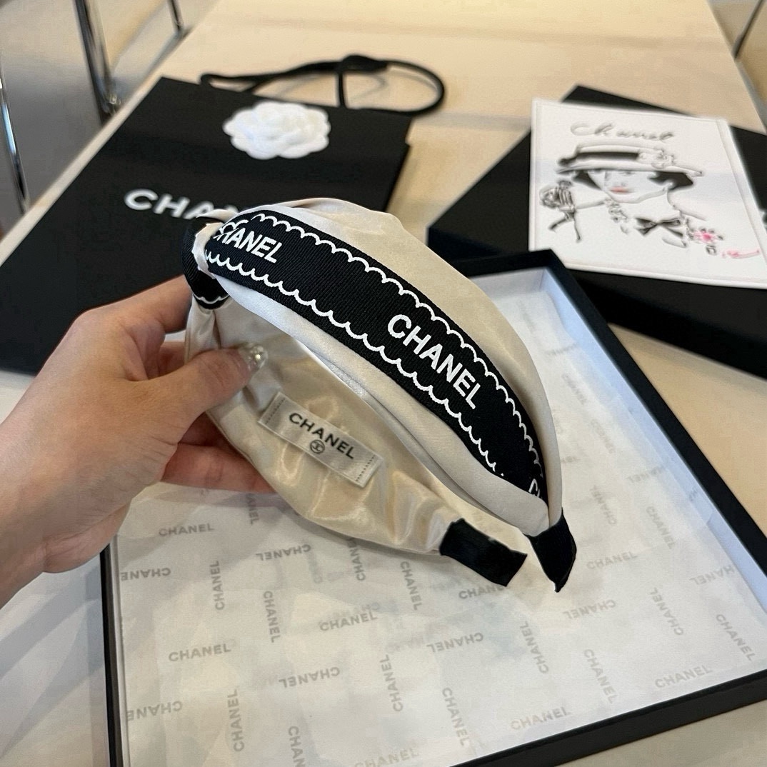 🆕

Chanel香奈儿新款发箍