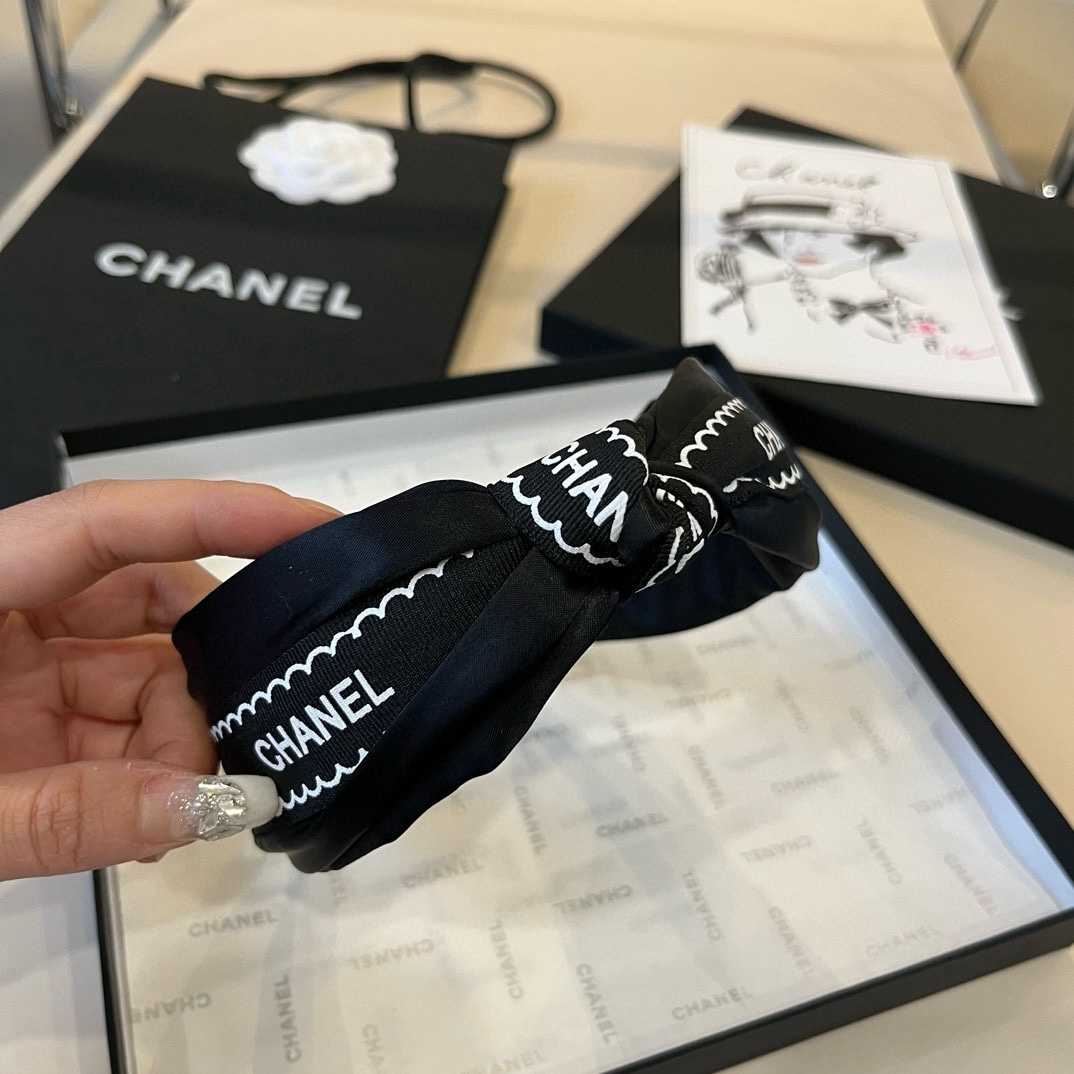 🆕

Chanel香奈儿新款发箍