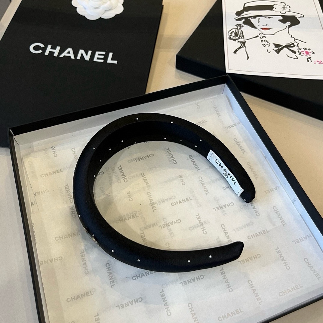 🆕

Chanel香奈儿发圈 官方款
