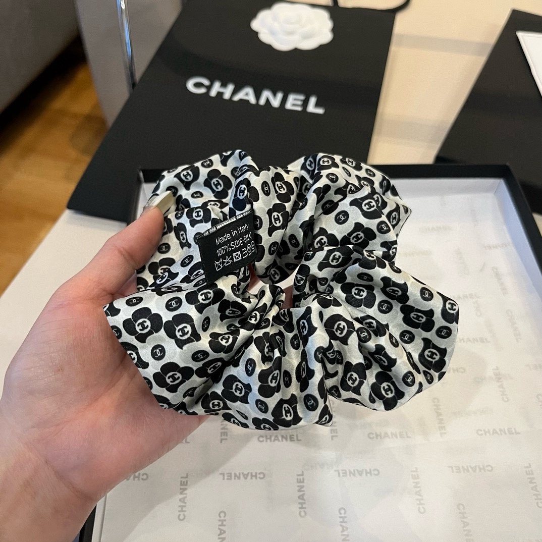 🆕

Chanel香奈儿新款发圈