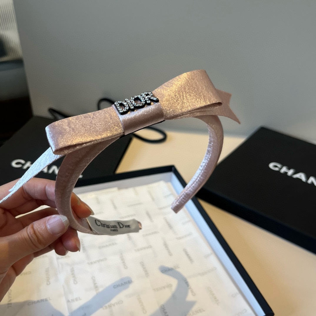 🆕

Dior迪奥新款发箍