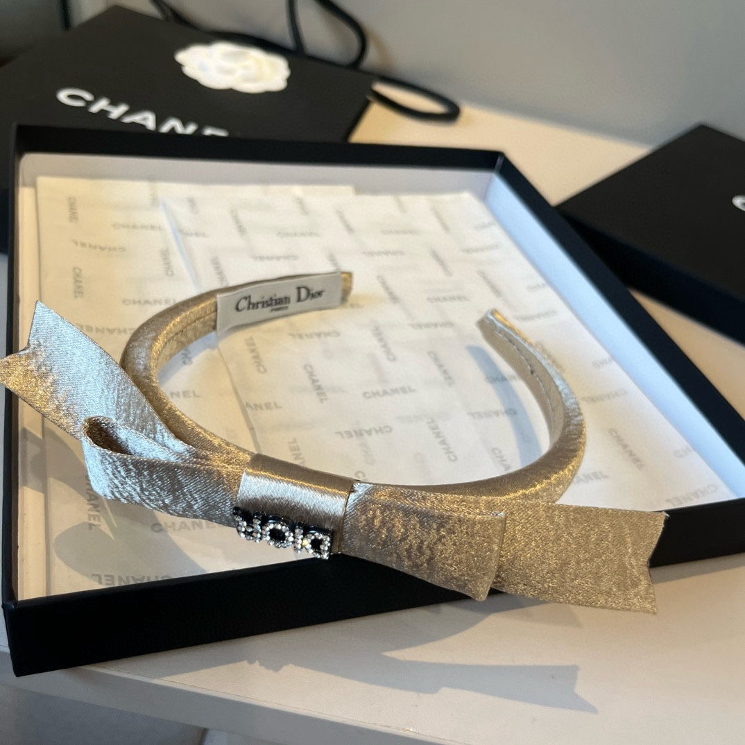 🆕

Dior迪奥新款发箍