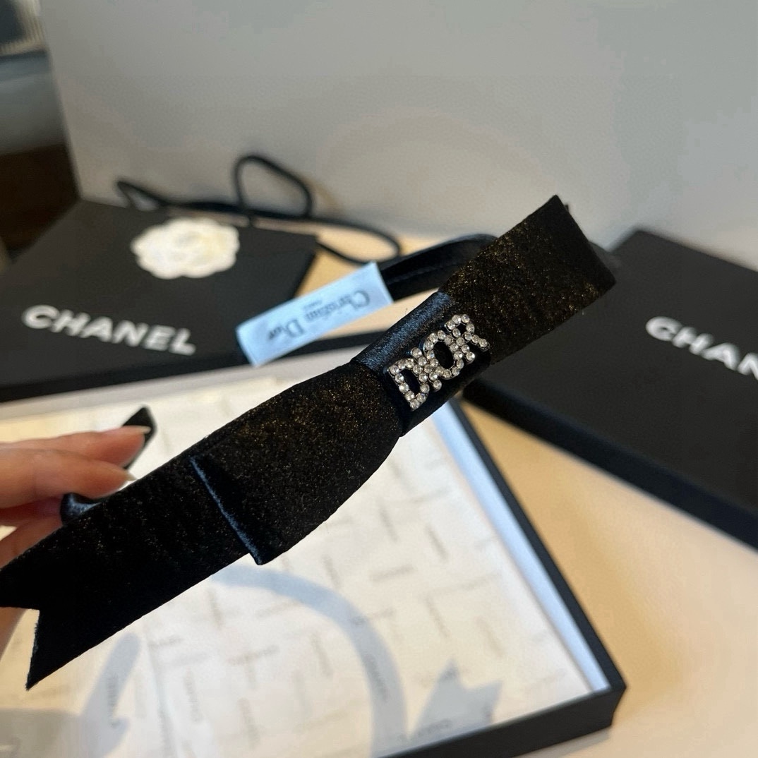 🆕

Dior迪奥新款发箍