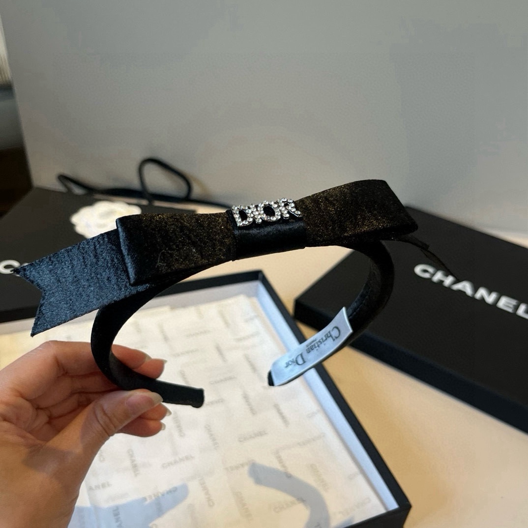 🆕

Dior迪奥新款发箍