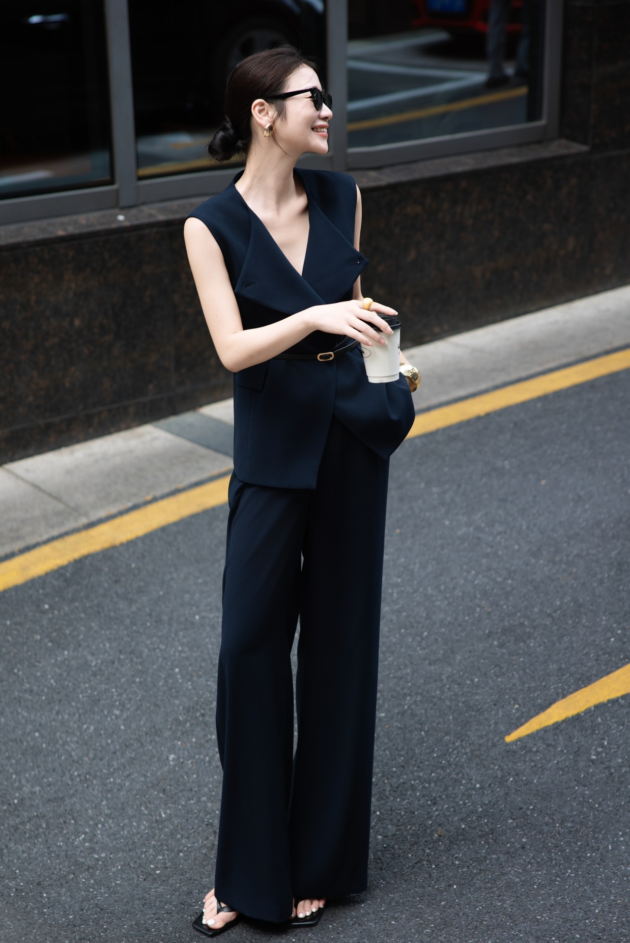 “High-Quality Women’s Clothes: Custom Suits, Wearable Skills, and Multifunctional Style Burst” - 图片 7