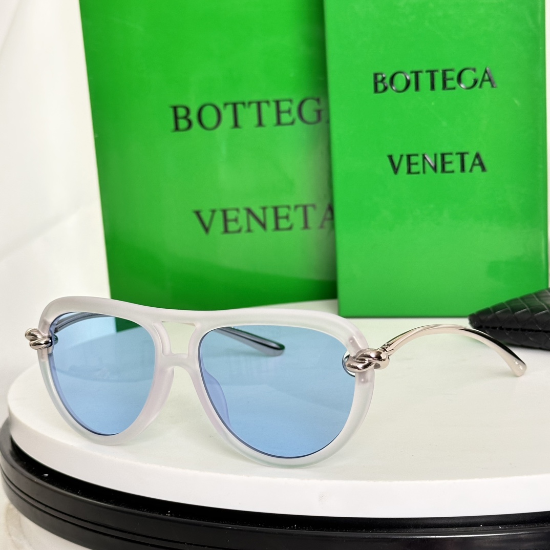  ‼️BOTTEGA VENET*
MODEL：BV1418S
SIZE：58口15-145