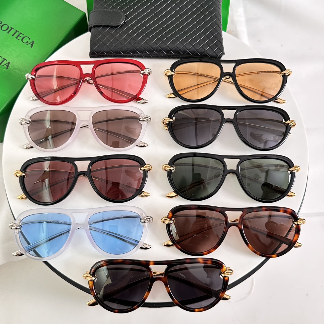  ‼️ 官网图 BOTTEGA VENET*
MODEL：BV1418S
SIZE：58口15-145