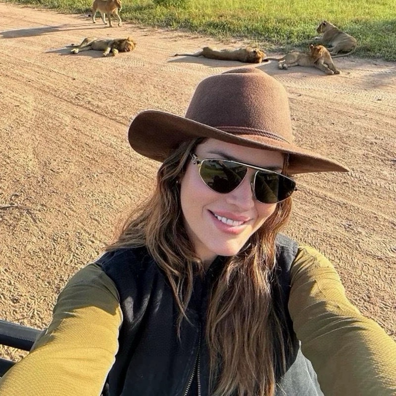  ‼️ 模特图 LOEW
Mod：LW40116U
Size：61-13-140
跟足原版色
细节码住
