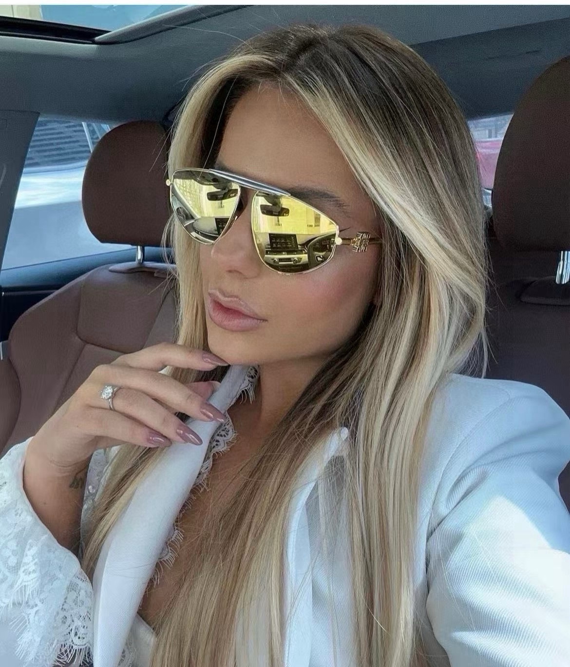  ‼️ 模特图 LOEW
Mod：LW40116U
Size：61-13-140
跟足原版色
细节码住
