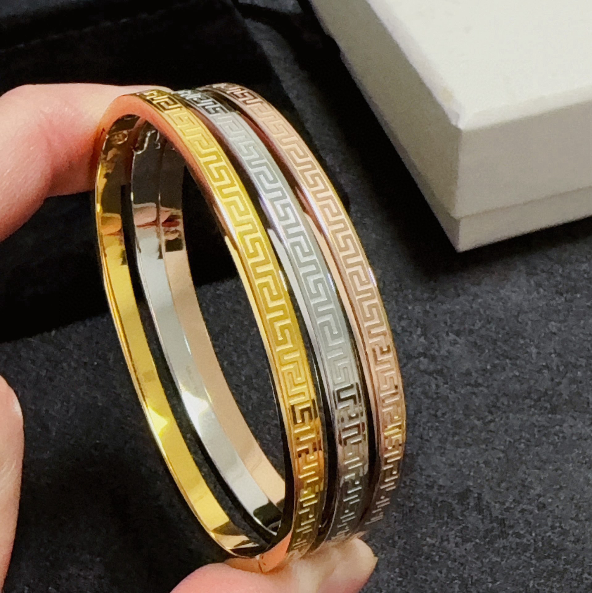 Givenchy and Brahi’s New Sculptural Jewelry: Beautiful, Glamorous, High Quality, Loved by Fashionable Families