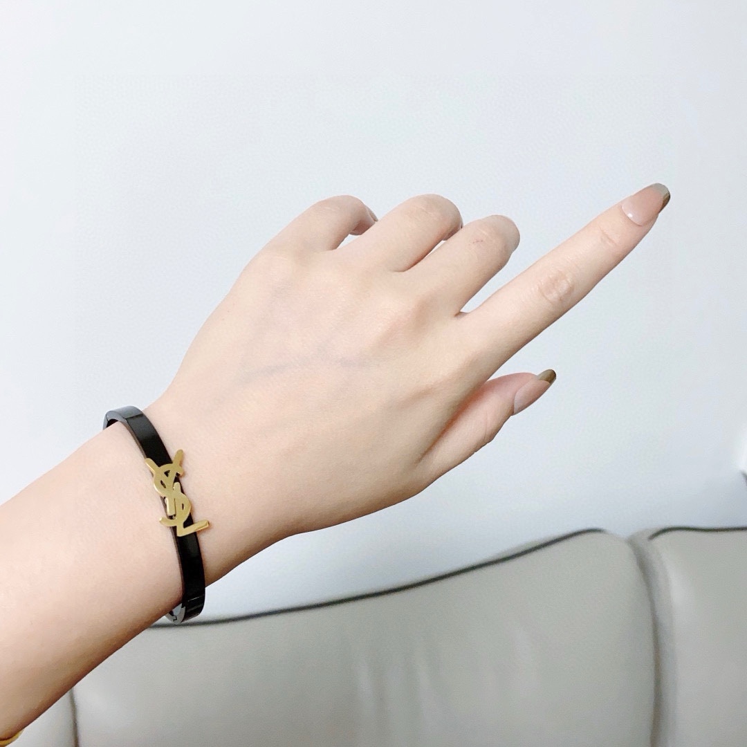 YSL St. Roland: Elegant 18K Steel Watch with Abstract Design Style - 图片 2