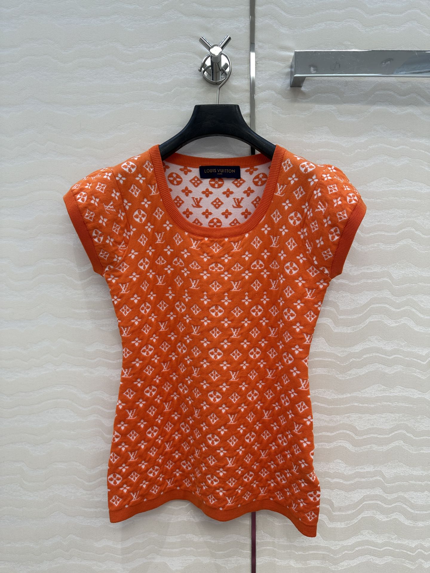 独家首发❤️原单品质！25s春夏 度假新品针织U领上衣。定制MONOGRAM提花撞色。18针徳国机圆桶提