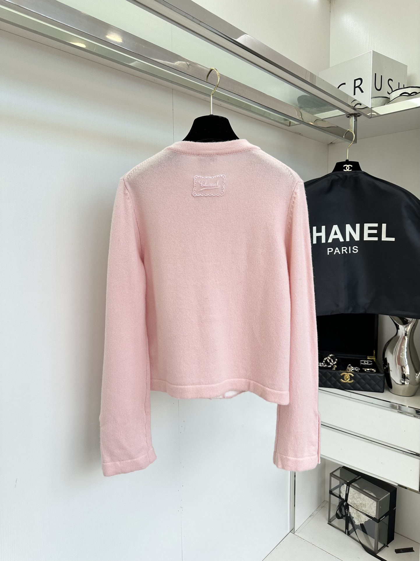 Chanel-Style Knit Cardigan: Elegant Women's Round Neck Sweater with Color Contrast Trim 3 i1753835963 8268 2