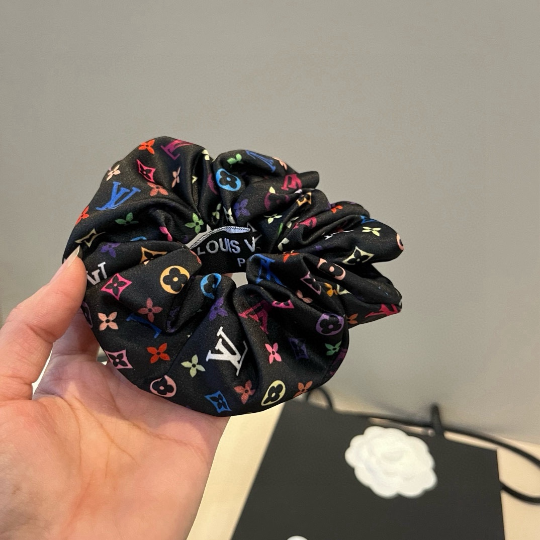 🆕

LV新款发圈