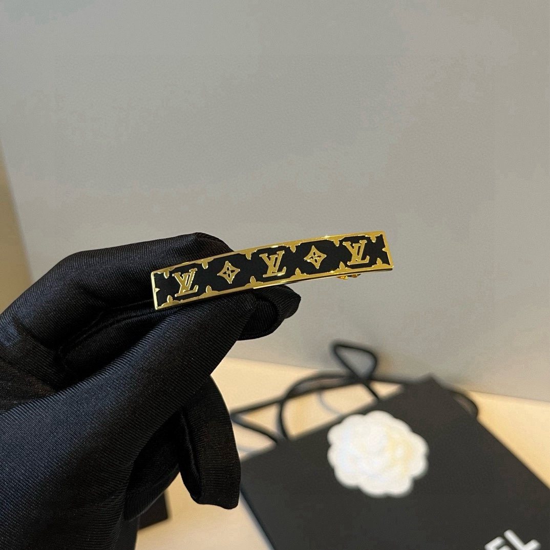 🆕（单个）

lv路易威登发夹