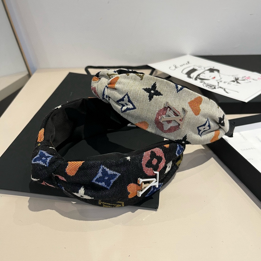 🆕

Lv新款发箍，七彩老花