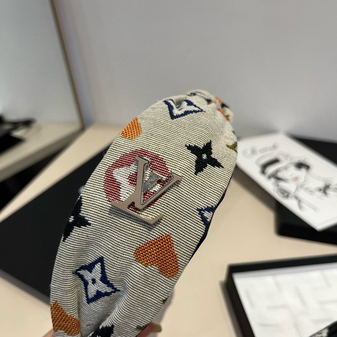 🆕

Lv新款发箍，七彩老花