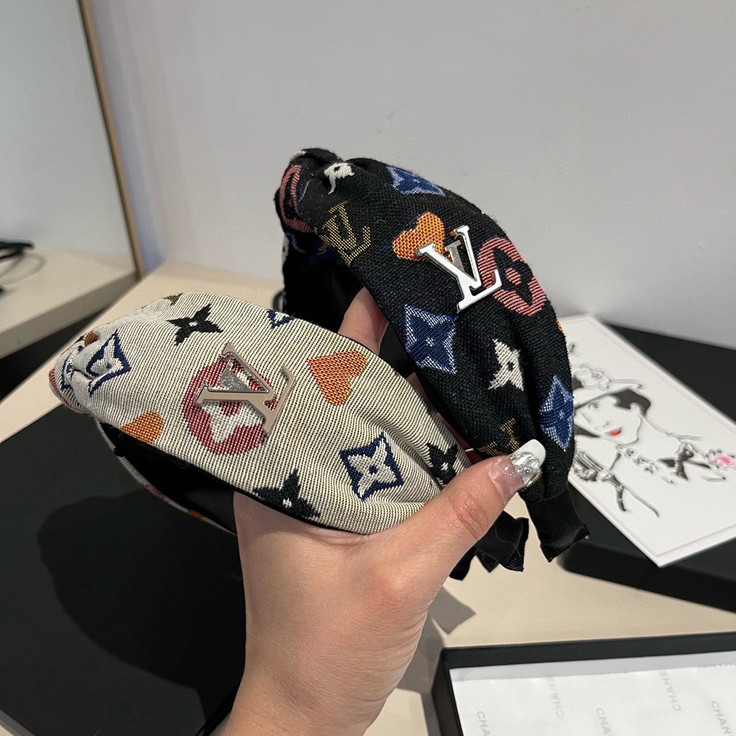 🆕

Lv新款发箍，七彩老花
