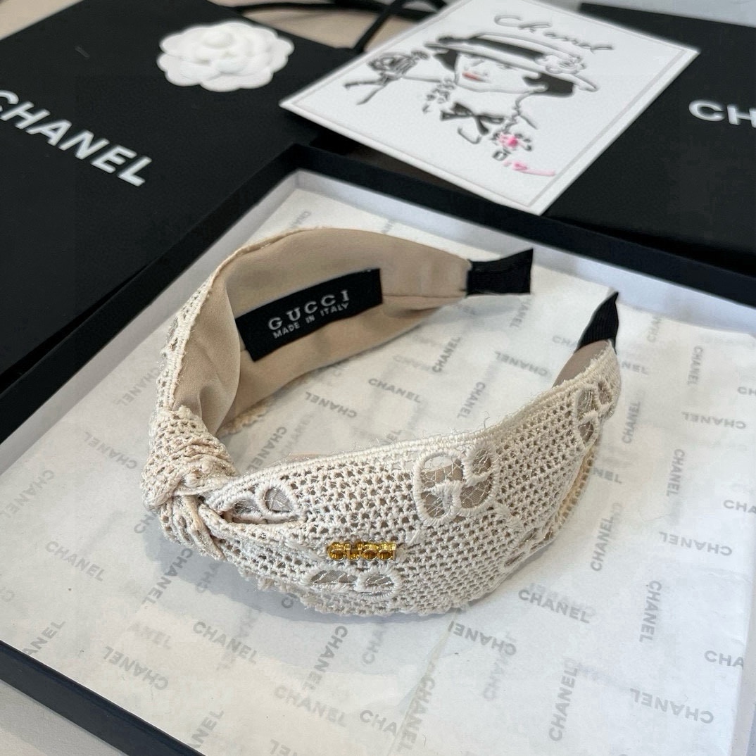 🆕

Gucci古奇新款蕾丝发箍