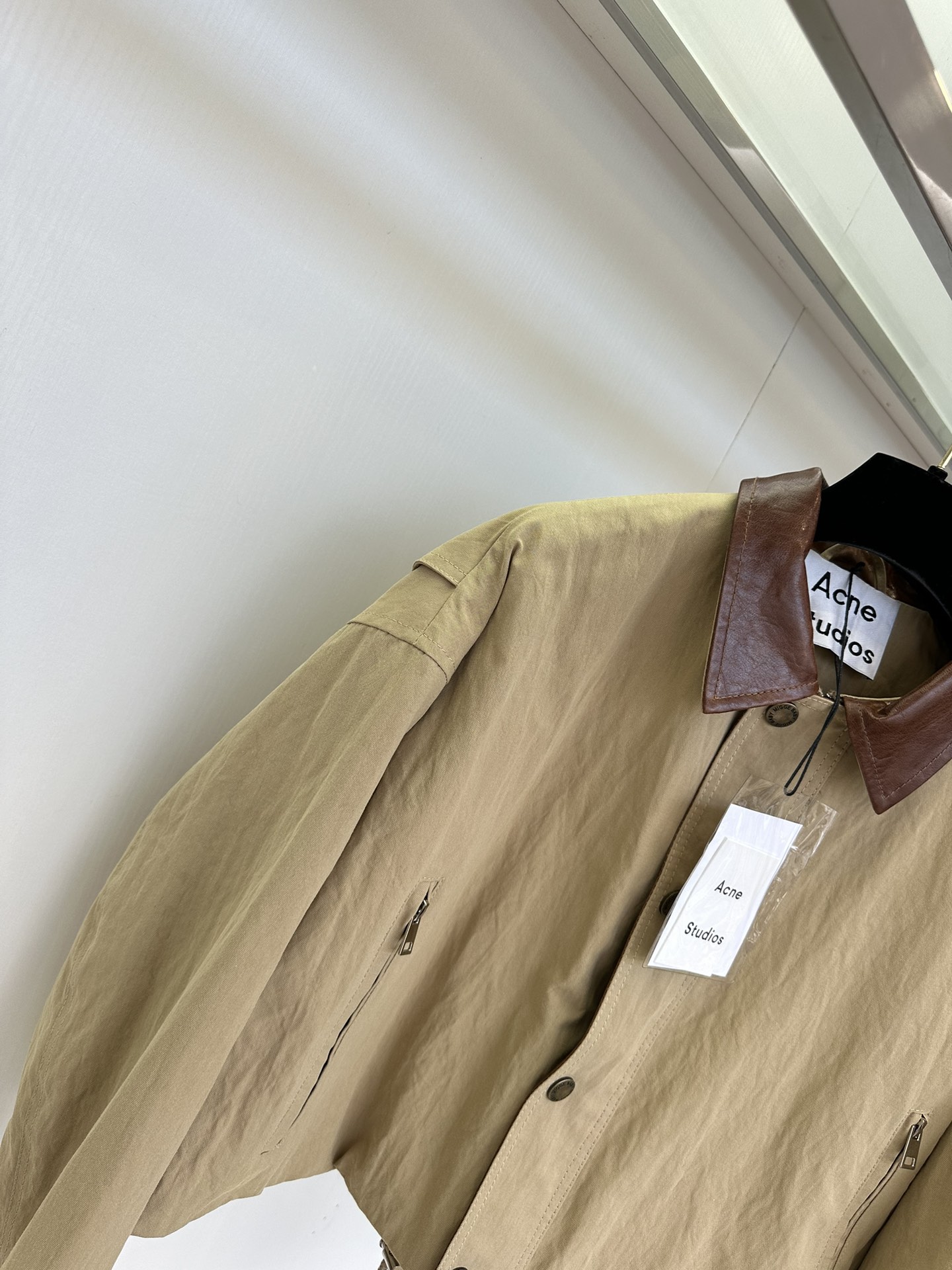 25 F ACNE Khaki Windbreaker Jacket Limited Edition - Stylish & Functional 6 i1753859285 3406 4